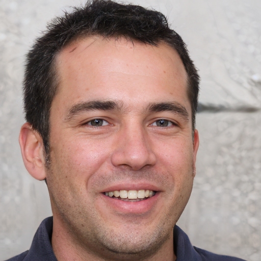 Sebastián T.